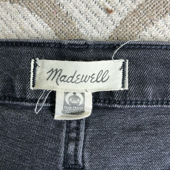 Madewell The High-Rise Slim Crop Boyjean raw hems washed black jeans - Picture 8 of 15